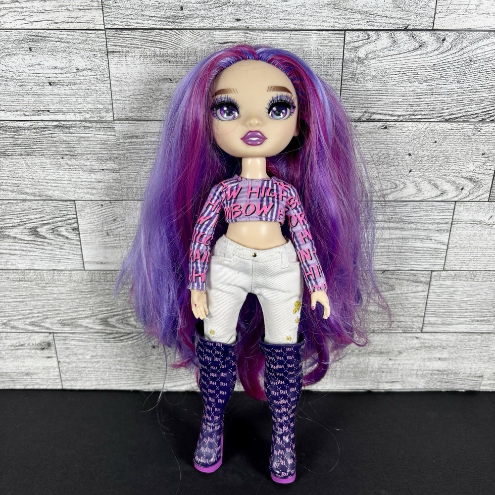 Rainbow High Emi Vanda‎ Fashion Doll Orchid Purple with Outfit Boots 11 Inch MGA